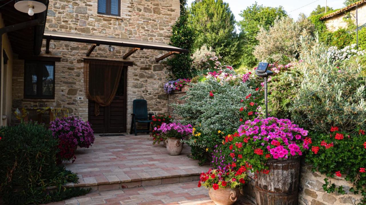 Il Casale Di Fiore Cannara Ngoại thất bức ảnh