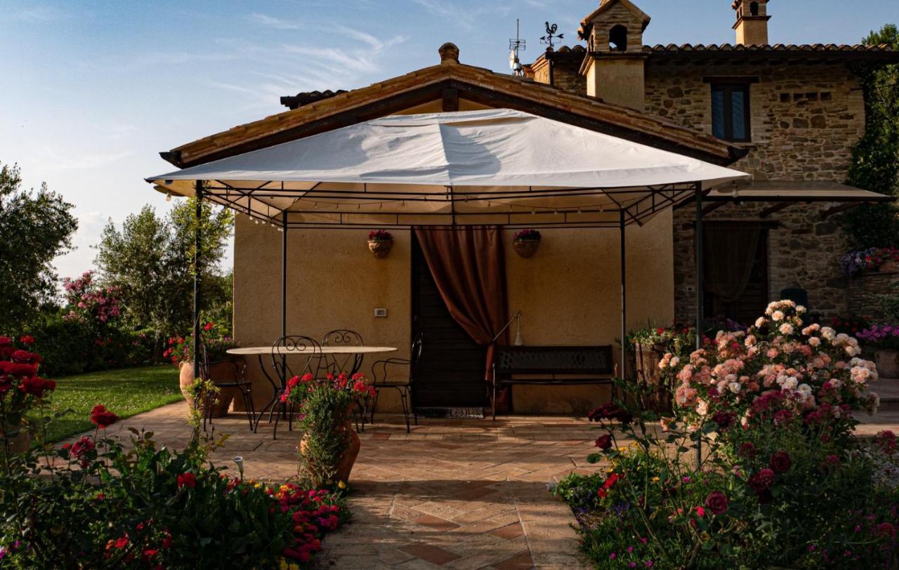 Il Casale Di Fiore Cannara Ngoại thất bức ảnh