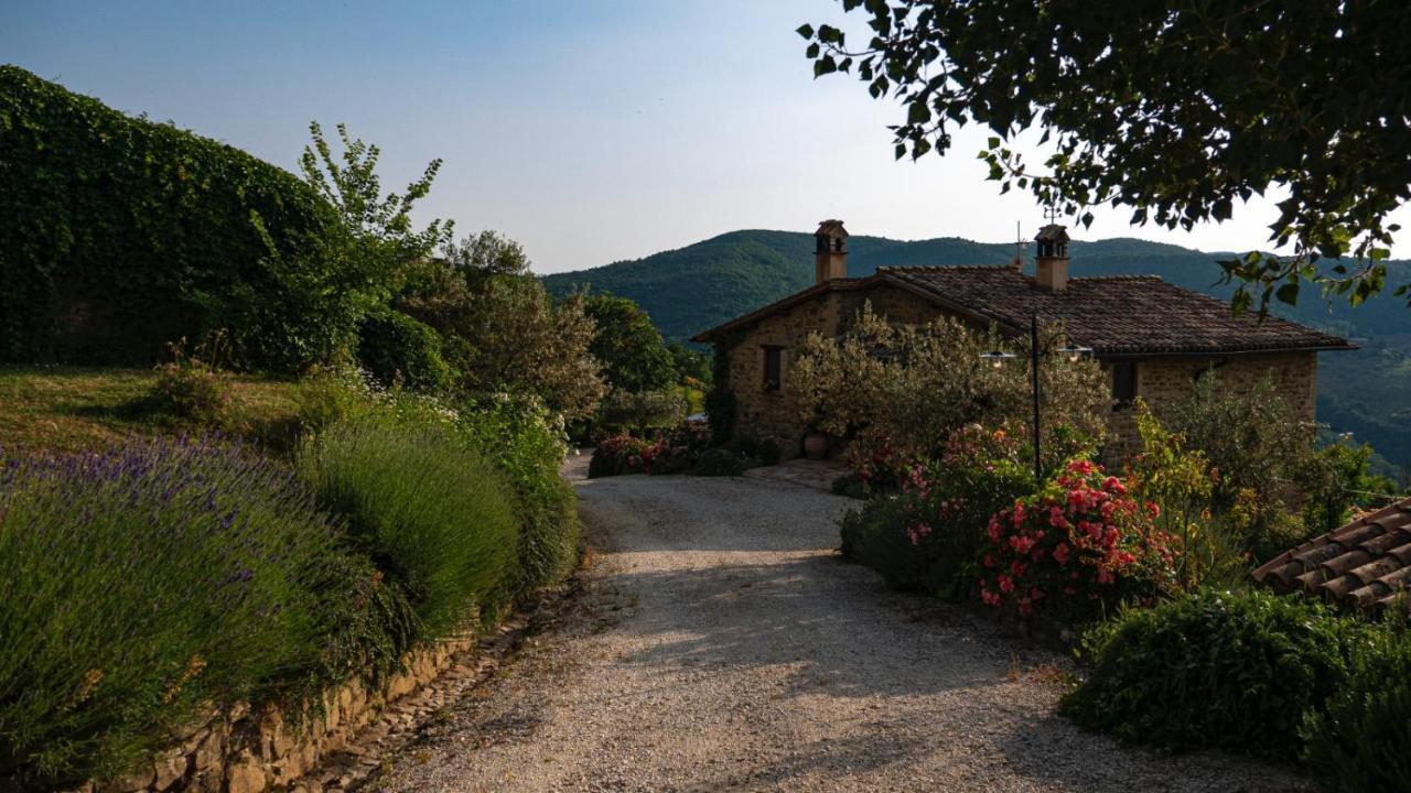Il Casale Di Fiore Cannara Ngoại thất bức ảnh