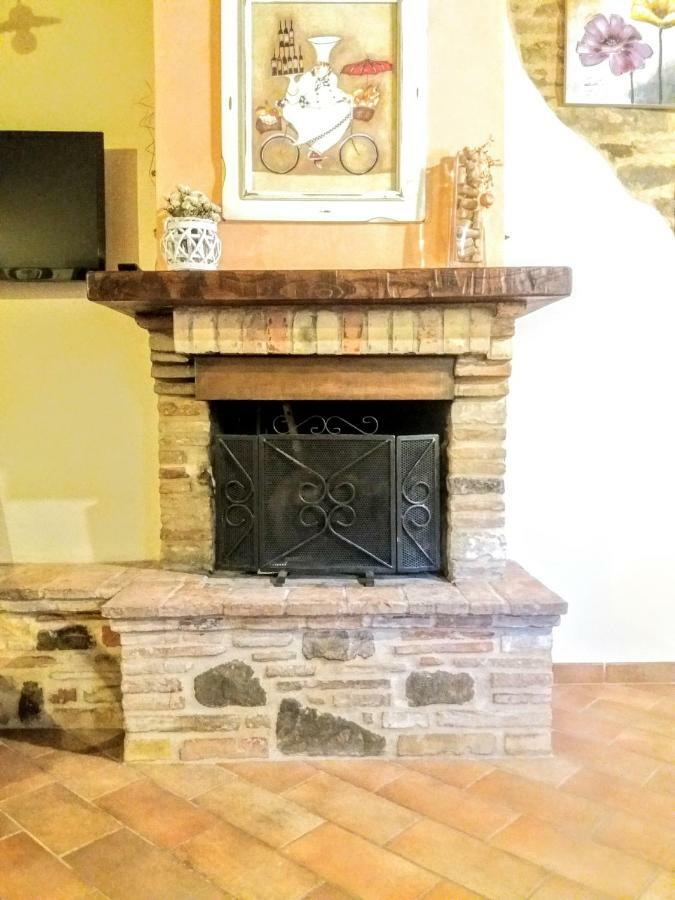 Il Casale Di Fiore Cannara Ngoại thất bức ảnh