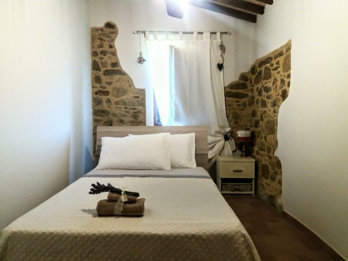 Il Casale Di Fiore Cannara Ngoại thất bức ảnh