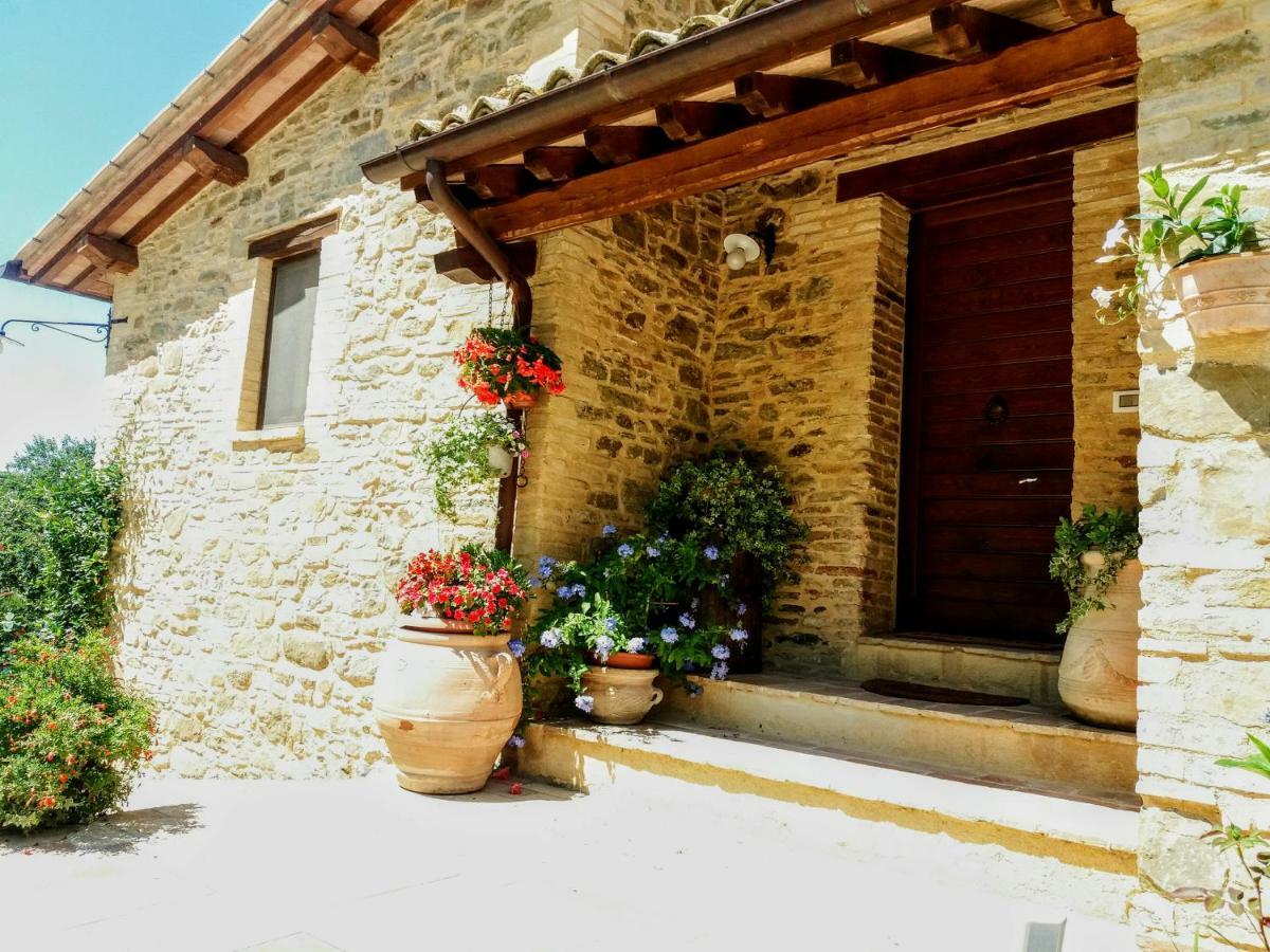 Il Casale Di Fiore Cannara Ngoại thất bức ảnh